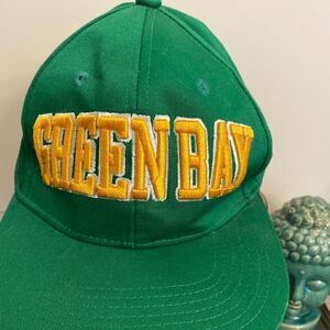 EUC City Hunter USA Green Bay SnapBack.